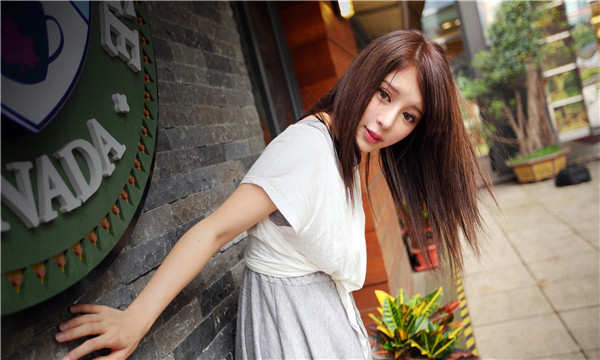 金阳想找一个女性生孩子给报酬-｛找个女人生孩子多少钱｝